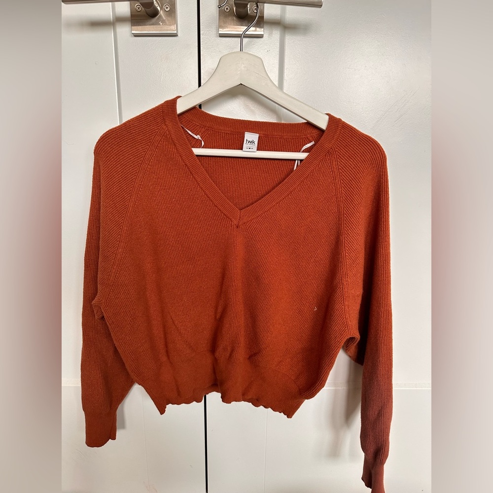 twik sweatshirt